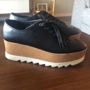 Platform sneakers